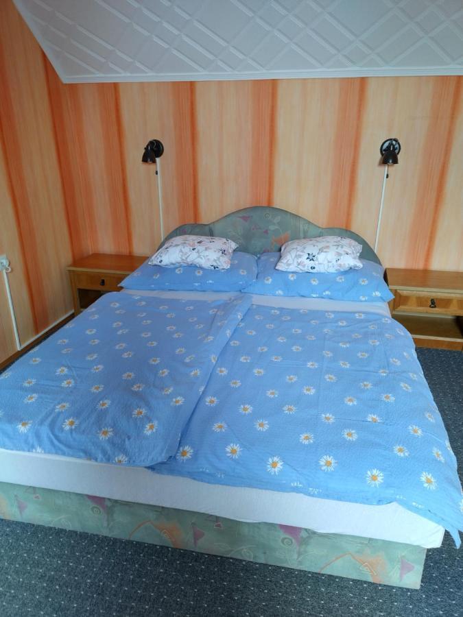 Ferienwohnung Ibolya Apartman Badacsony Exterior foto